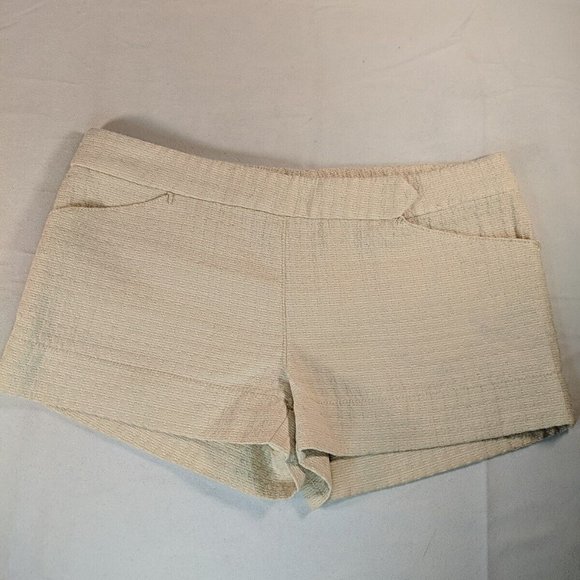 Leon Max Cream Beige Shorts Summer Textured Women's 2 Limited Edition - Picture 1 of 14
